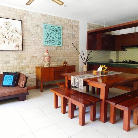 Villa Kora เซมินยัค ภายนอก รูปภาพ