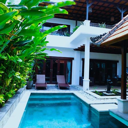 Villa Kora เซมินยัค ภายนอก รูปภาพ